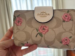 Cartera Coach Medium Corner Zip Wallet In Signature Canvas With Floral Print