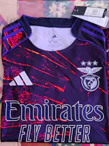 Camisola SL Benfica x Vhils 2025/2026