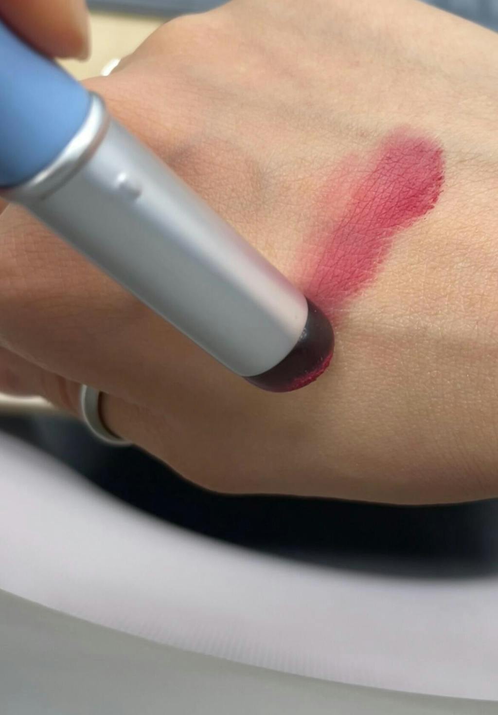 Fingerlike Lip Applicator (2types)