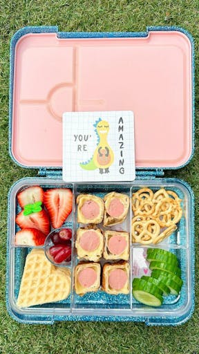 Yumbox Tapas  M.A.Z. Toys - Yumbox - Montii - Lunchpunch Malta