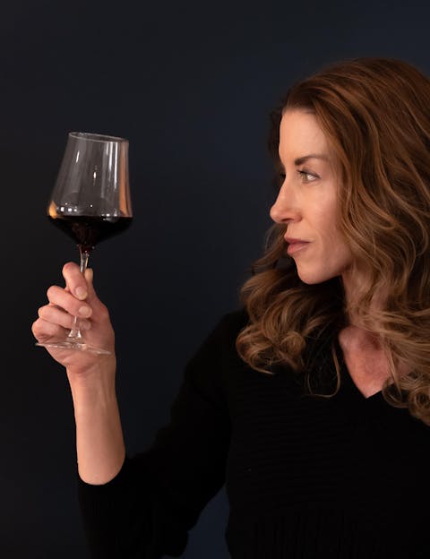 StandArt  |  Machine-Blown Wine Glasses