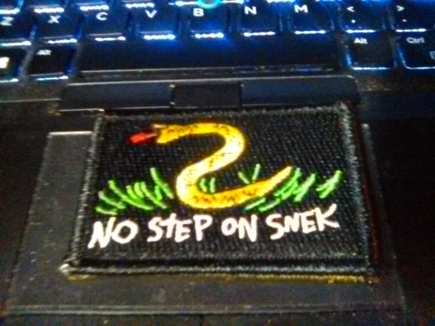 1pc No Step On Snek Morale Patch, Removable Applique With Hook And Loop,  Funny Emblem For Clothing Bags And More Decorations