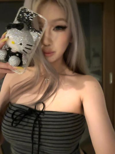 Handcrafted Rhinestone White Hello Kitty Black Phone Case with Chain