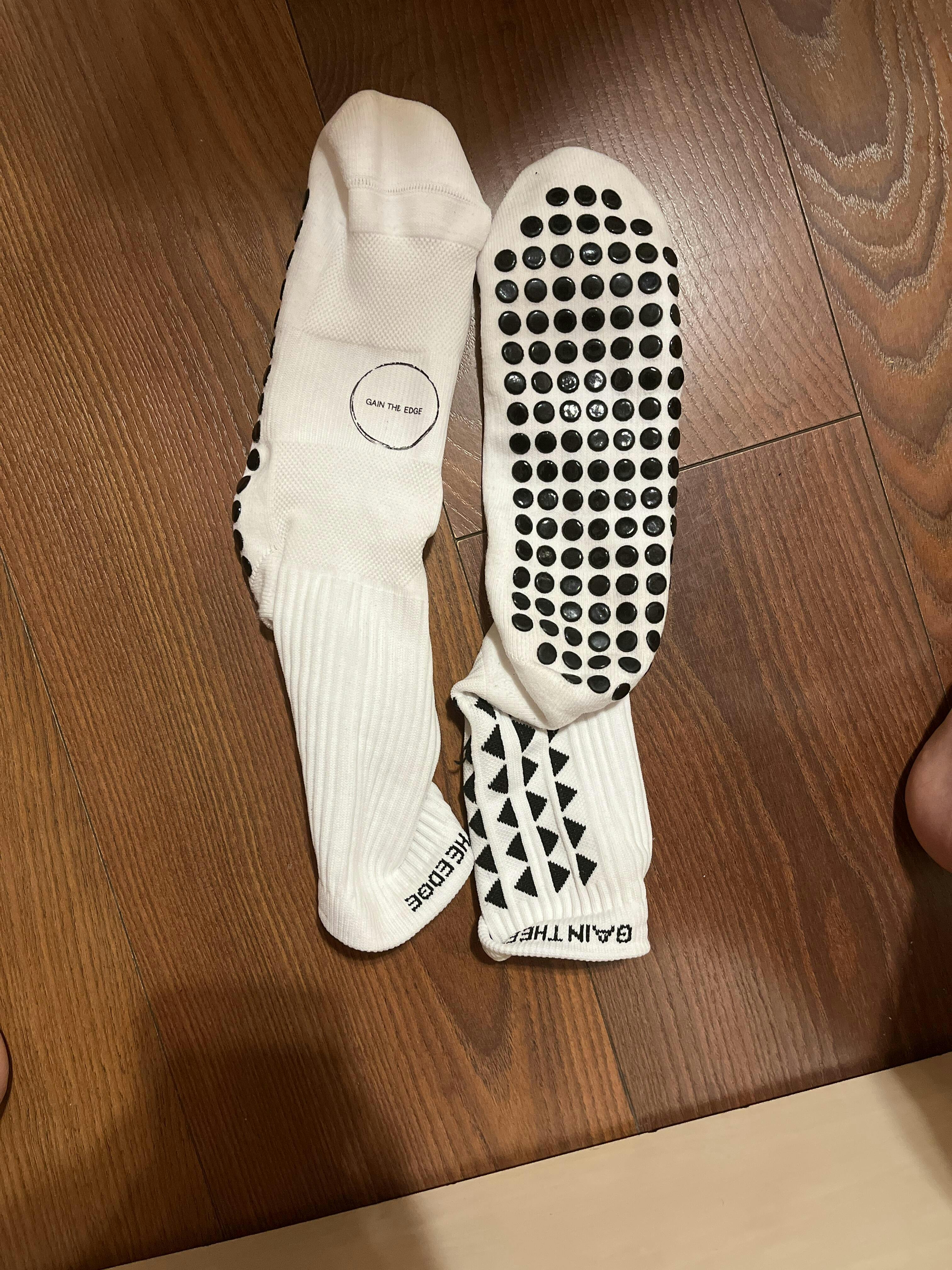 FOUL - Grip FOUL socks 🔥Do you like this white combo