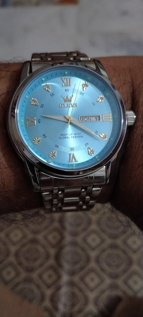 OLEVS Men's Classic Business Wristwatch Dual Calendar