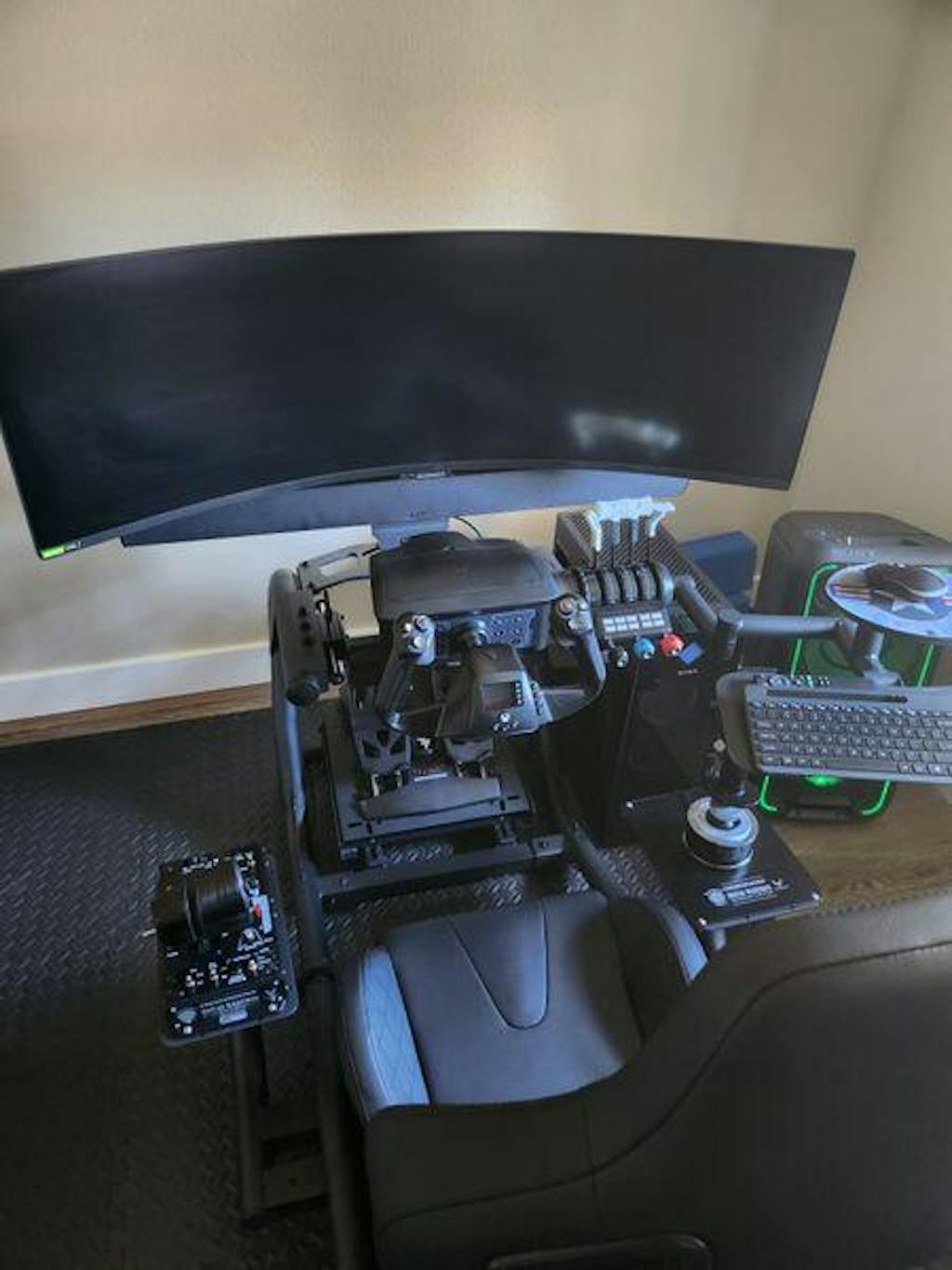 Trak Racer TR8 Pro Flight Simulator