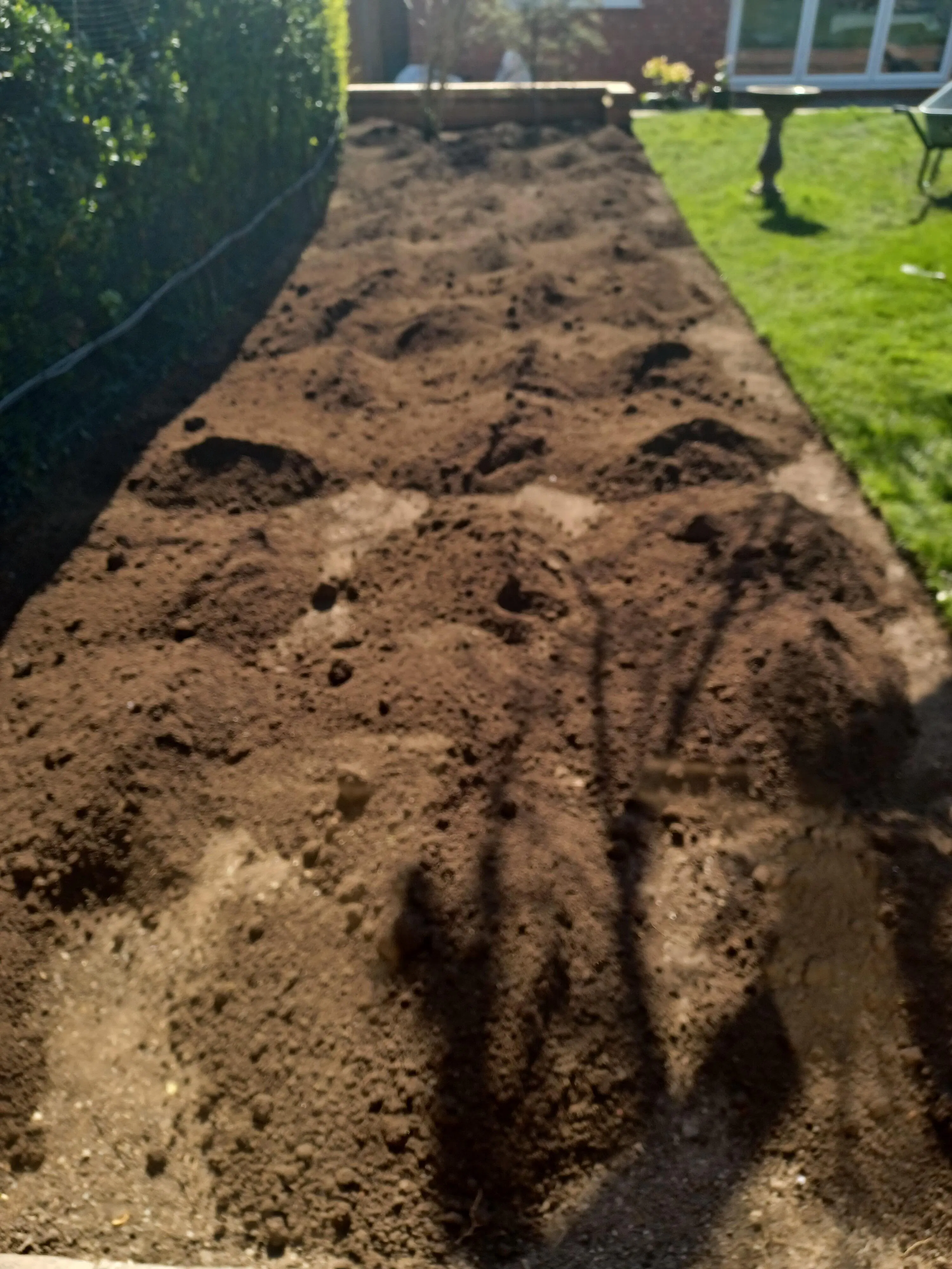 Heavy-Duty Garden Leveling Rake - Perfect for Easy Lawn Leveling