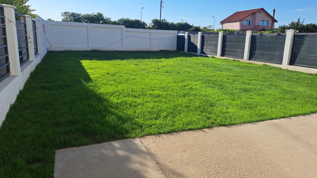 Distribuitor electric Easy Drop – 2.7 L pentru semințe și îngrășăminte