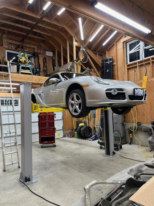 Triumph C7000 7,000 lb. Portable 2 Post Lift