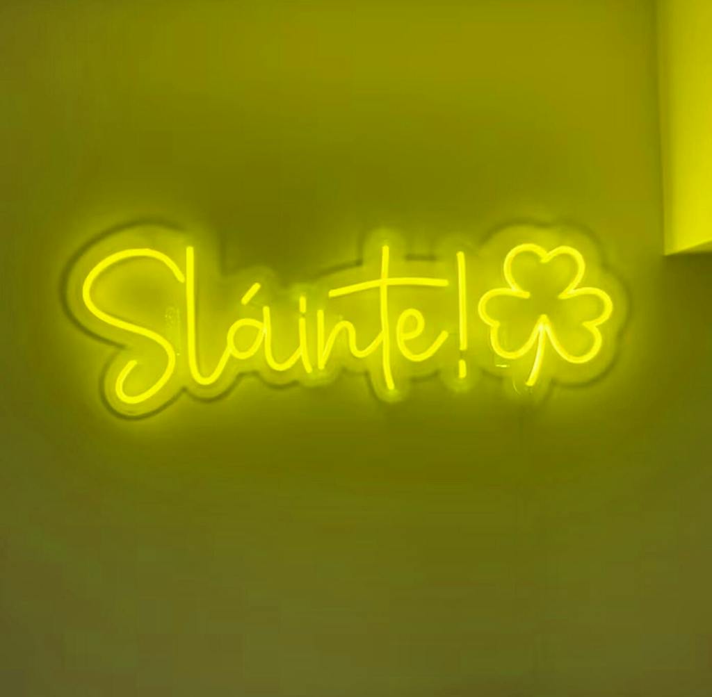 Custom LED Neon Signs Cheap Personalized Neon Light Gifts Fast Shipping GeekerCreate