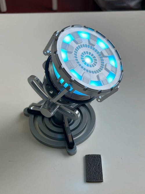 Iron Man MK6 Arc Reactor With Replaceable Palladium Core Disc