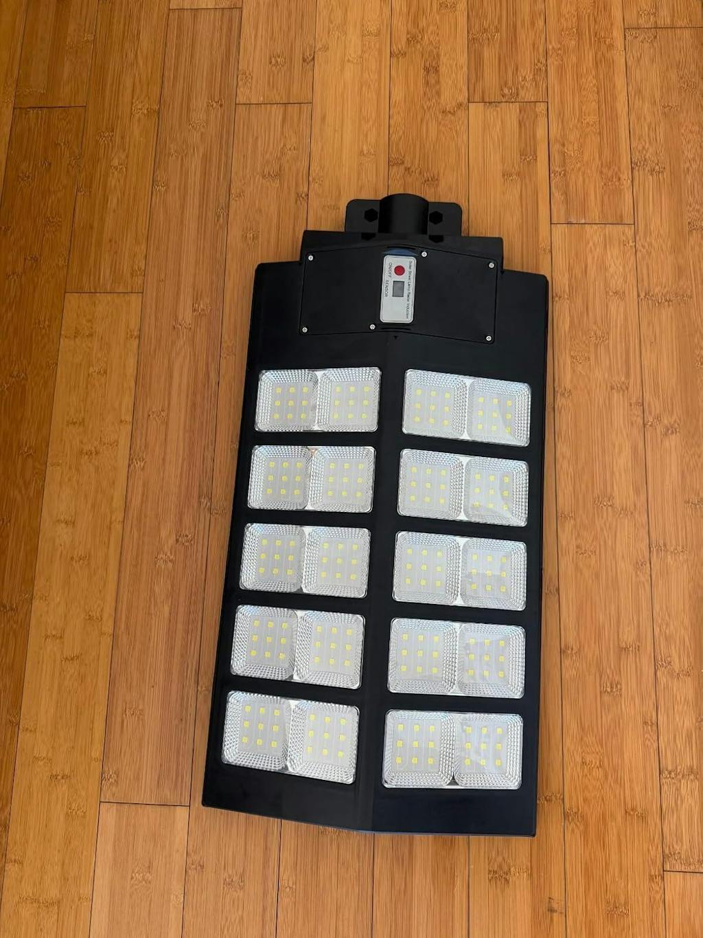 Gefolly SL-5200W Solar Street Lights Outdoor