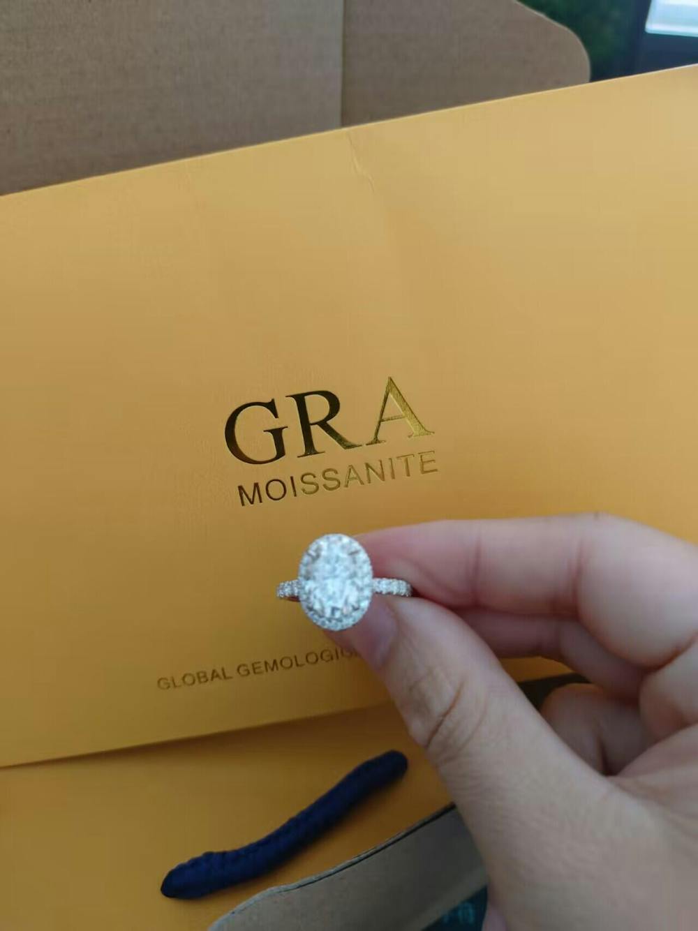 4CT Oval Cut Halo Design  Moissanite Engagement Ring