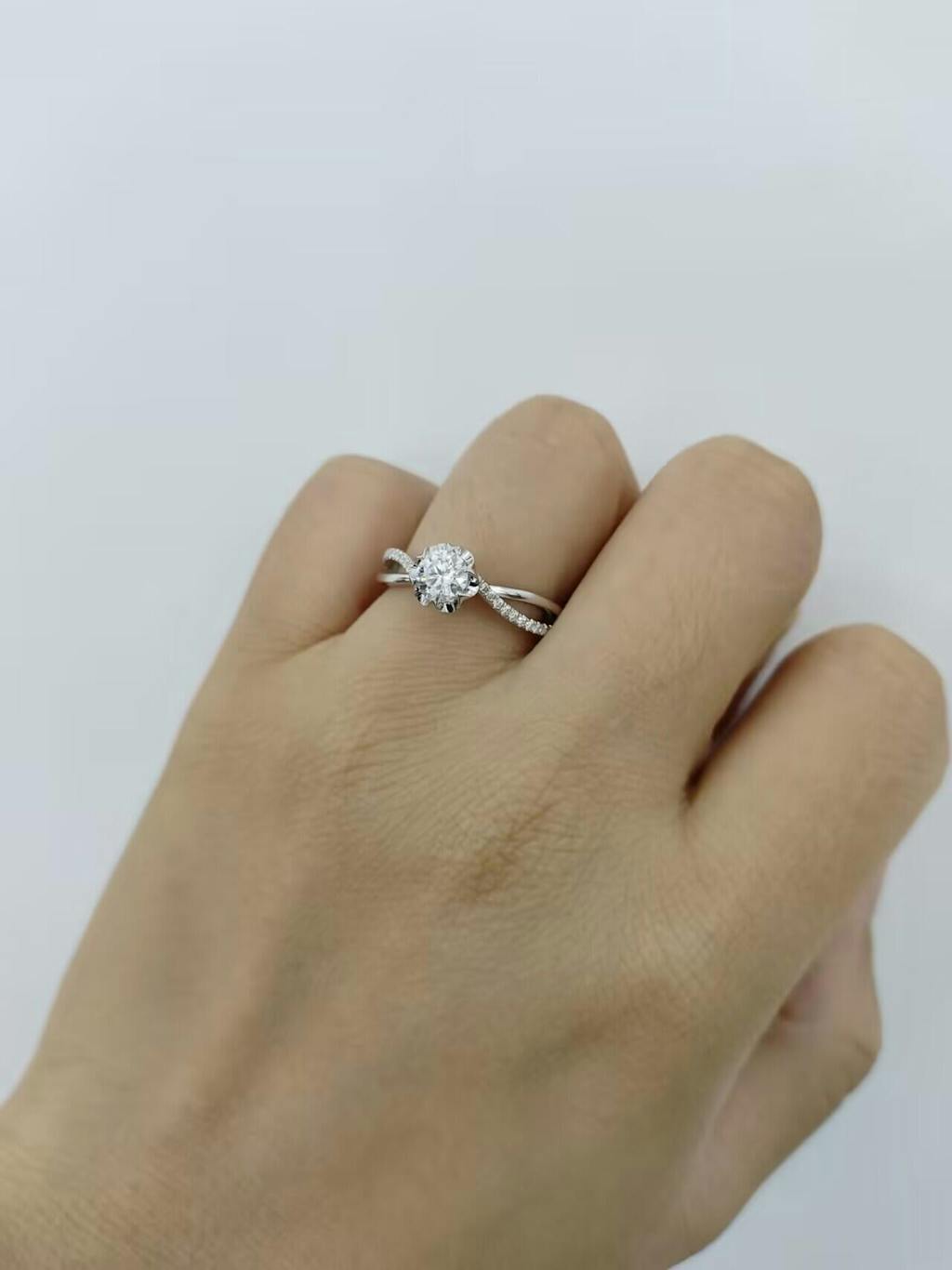 Flower Heart Prongs Design Moissanite Engagement Ring