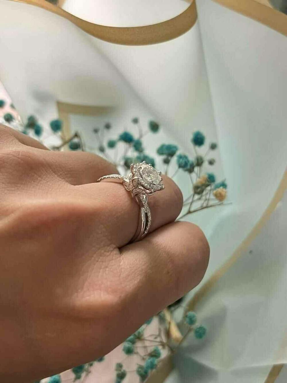Mermaid Design Moissanite Engagement Ring