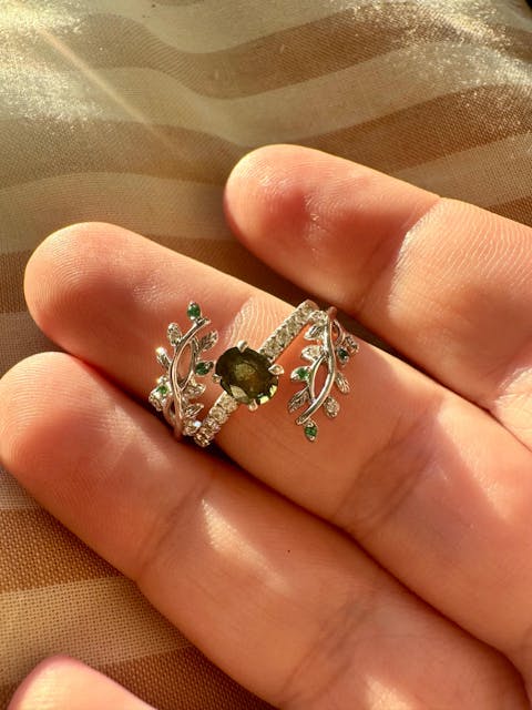 Cross Vine Emerald Enhancer Ring