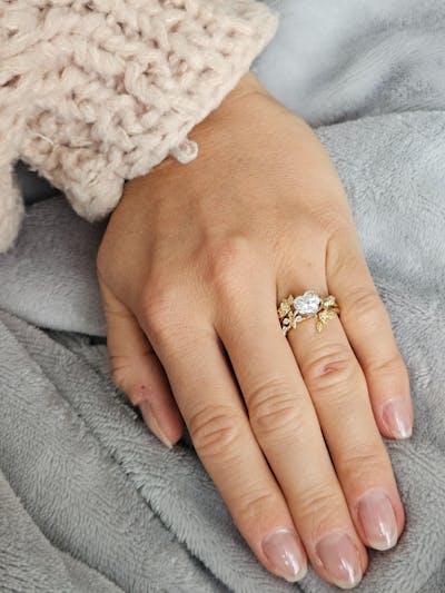 Rose Blossom: Heart Shaped Green Sapphire Leaf Engagement Ring Set | Katherine