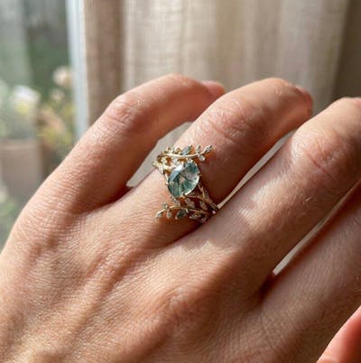 Aphrodite's Enchanted Vine | A Mythical Moss Agate Engagement Ring Set