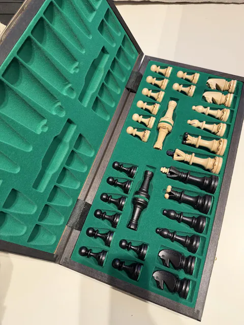 Ajedrez de Madera Premium “Senator” – Colección Nobilis