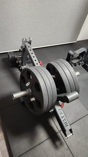 コンパクトベルトスクワット