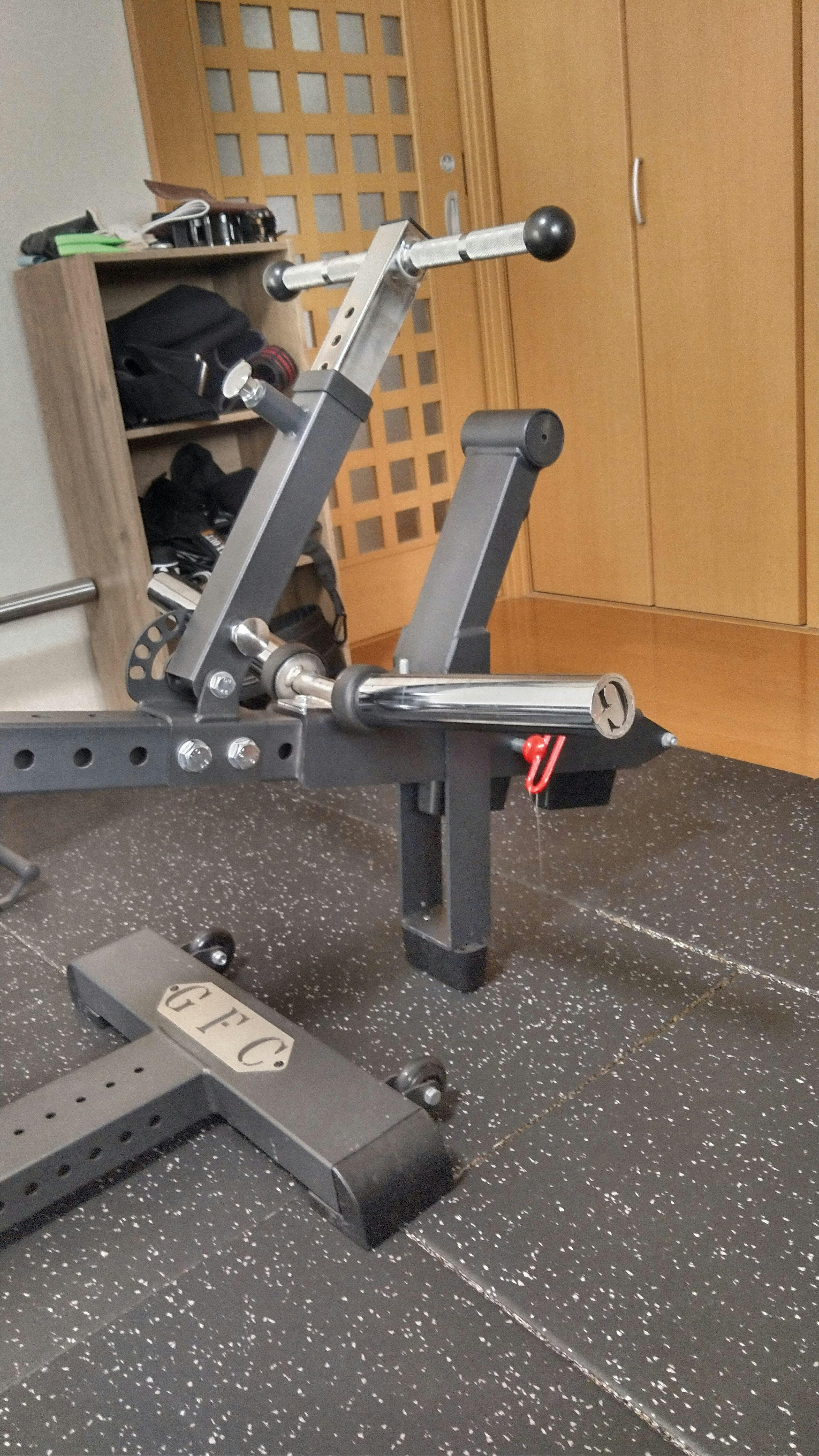 ベルトスクワットハンドル – GentlemanFitnessClub