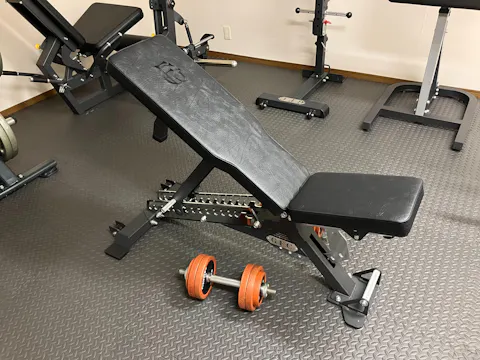 GFCコンパクトデュアルアジャスタブルベンチ