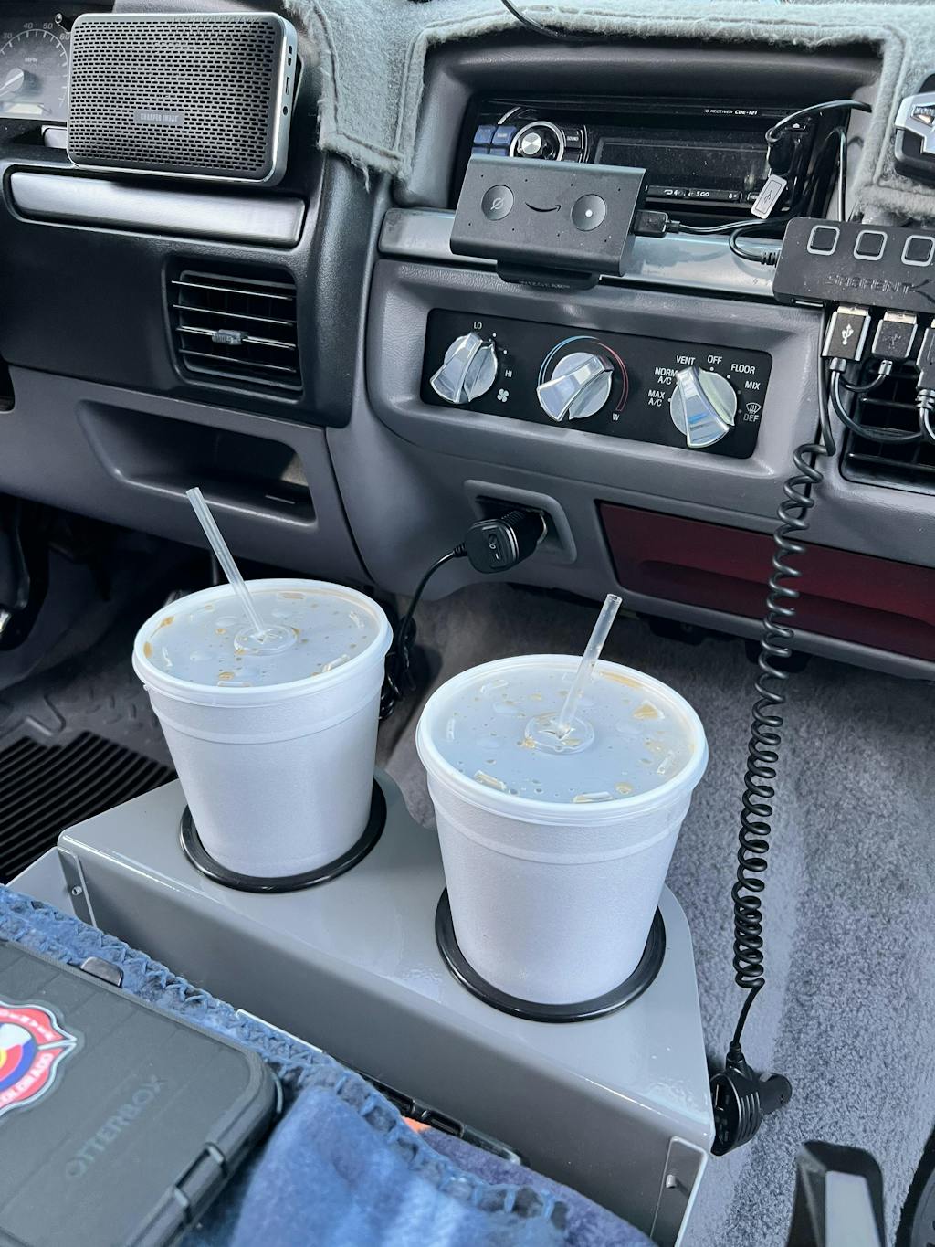 Floor mounted cup holder W/BIN (40/20/40 Seats) Gerber Designs