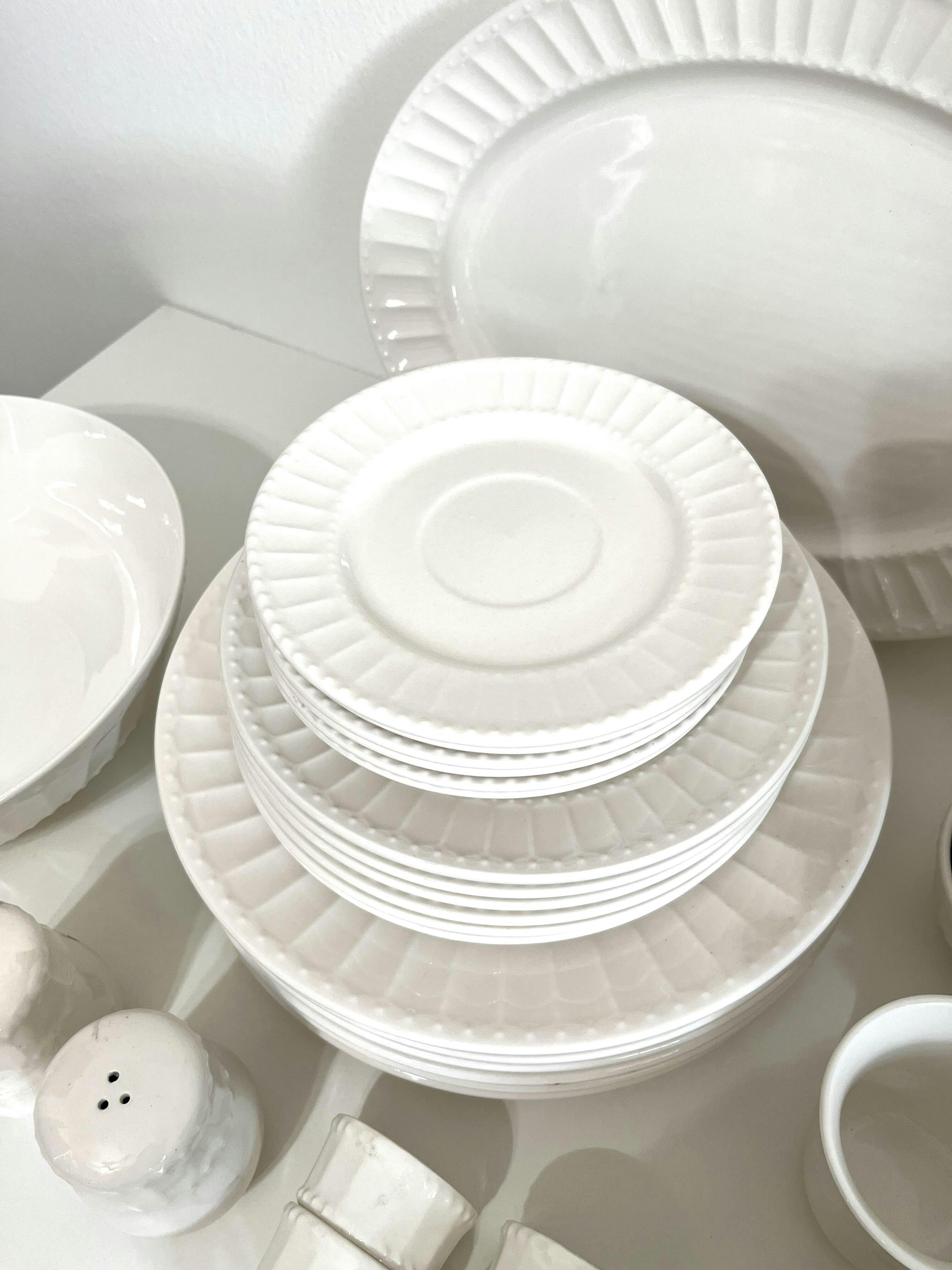 Gibson Home Regalia 46Piece Dinnerware and Serveware Set