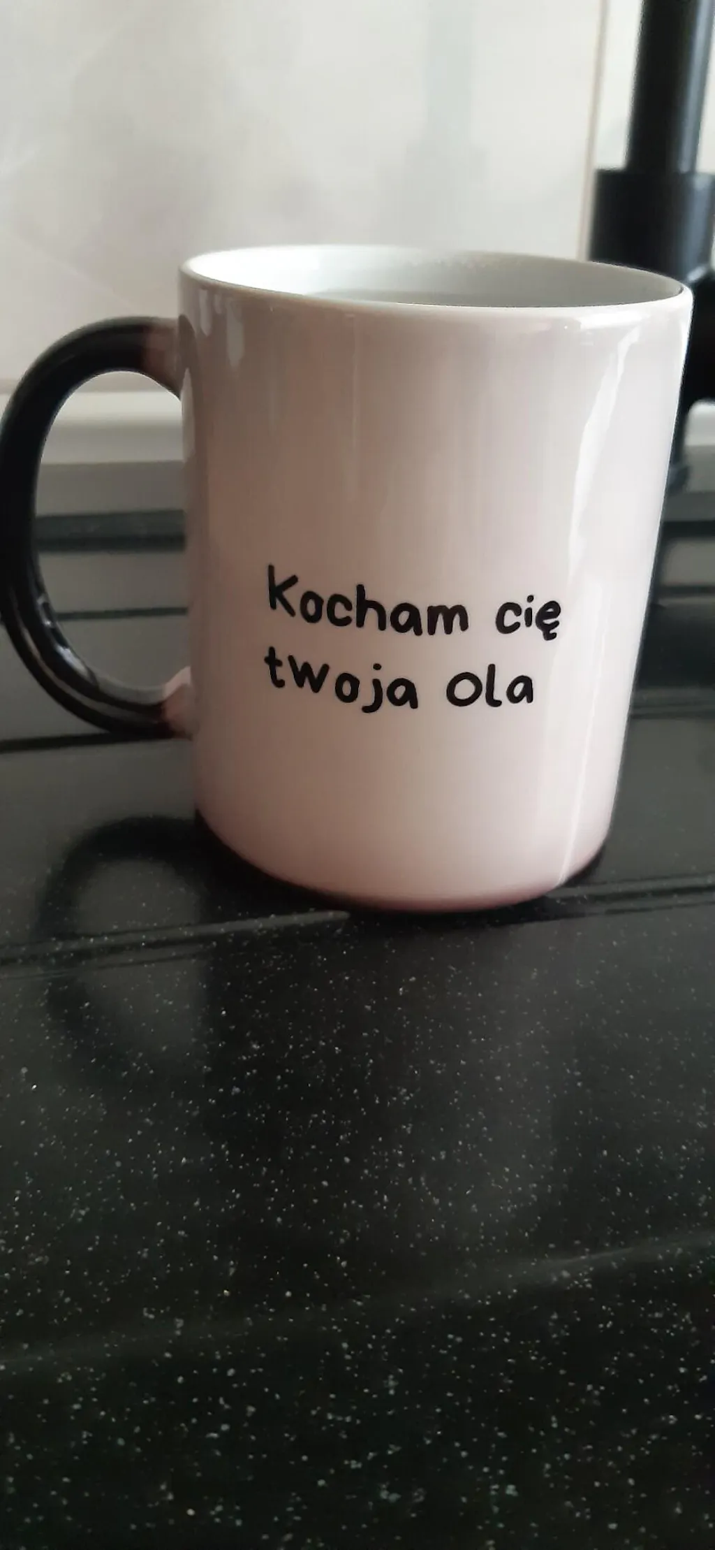 Kubek z własnym zdjęciem - jak z bajki! [AI]