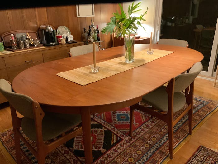Gilboys Mid-Century Teak Furniture Polish 'rose gold'