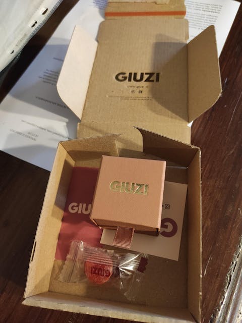 Anello chevalier personalizzabile a forma di cuore