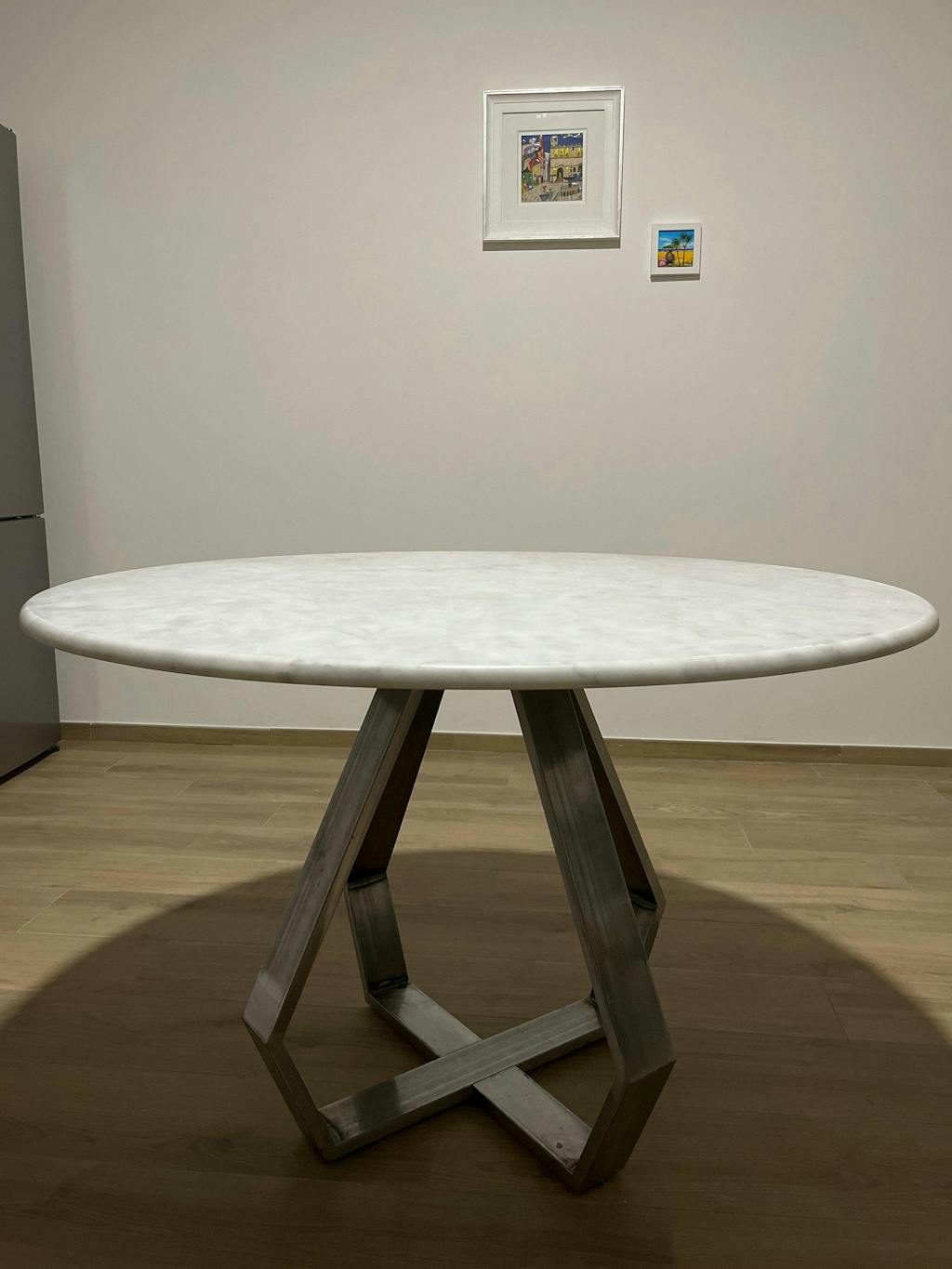 Steel Dining table base for round or square tabletop (28" / 72 cm height)