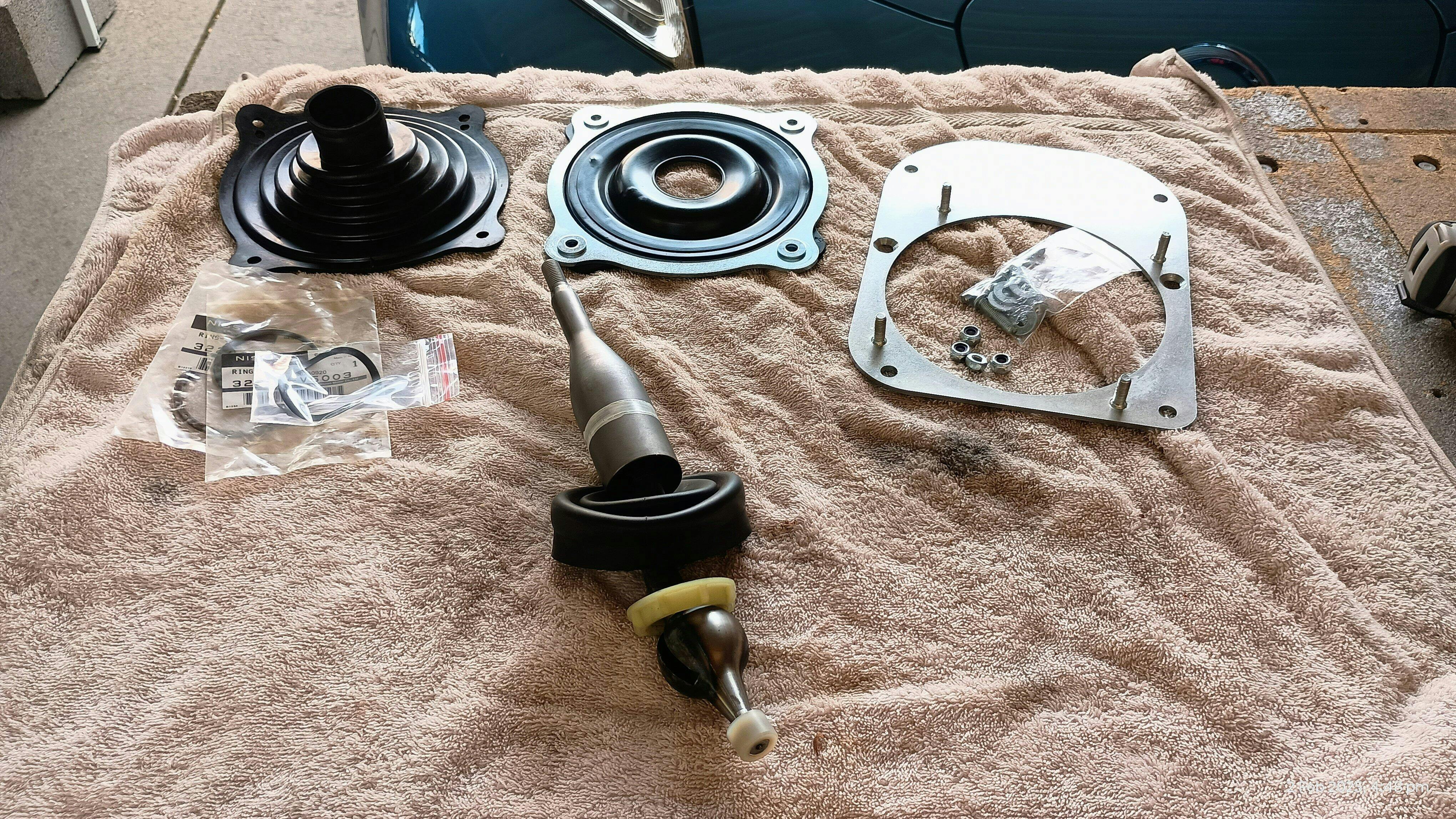 Gear shifter insulator