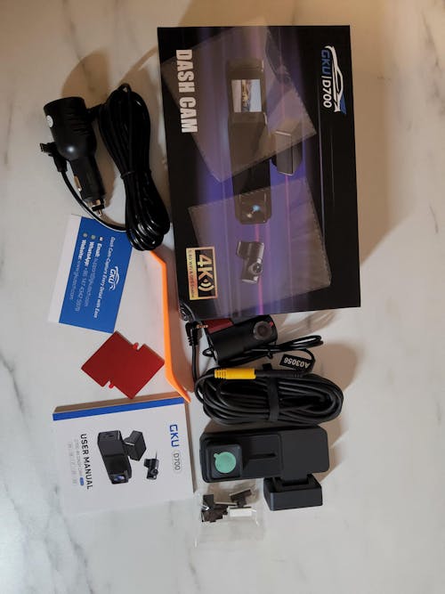 GKU D700 4K+1080P 5G WiFi GPS 3.18 Inch Touch Screen Dash Cam