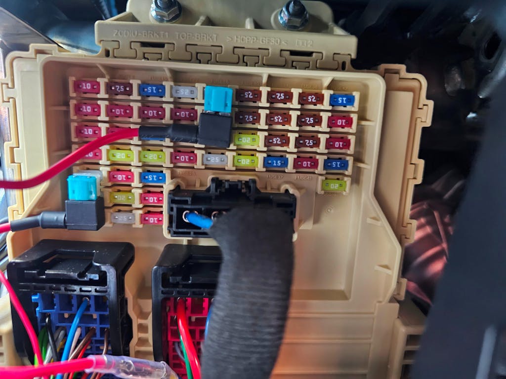 GKU D900 4K 30fps+2.5K 5G WiFi Dash Cam