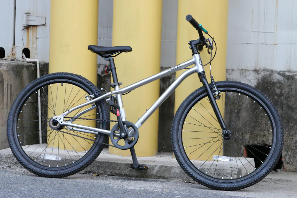 Glerc 24" Lightweight Belt Drive Kids Bike - Nova