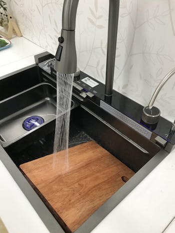 Gleton | Workstation Kitchen Sink Kit - Dual Waterfall Faucets, Digital Temperature Display & Ambient Lighting - GLS2408