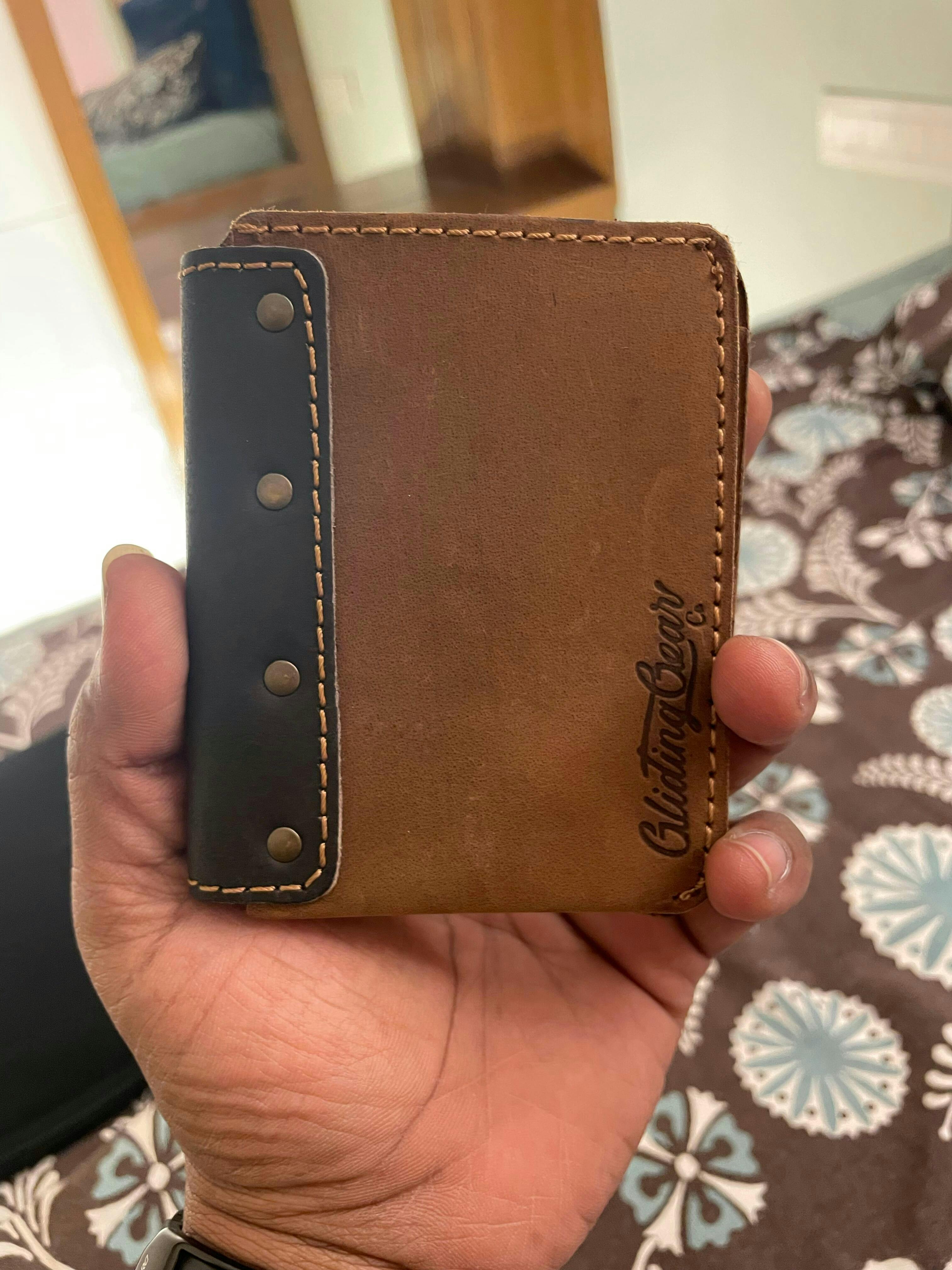 Glidingear's Spitfire Wallet Cash Heavy! GlidingGear Company