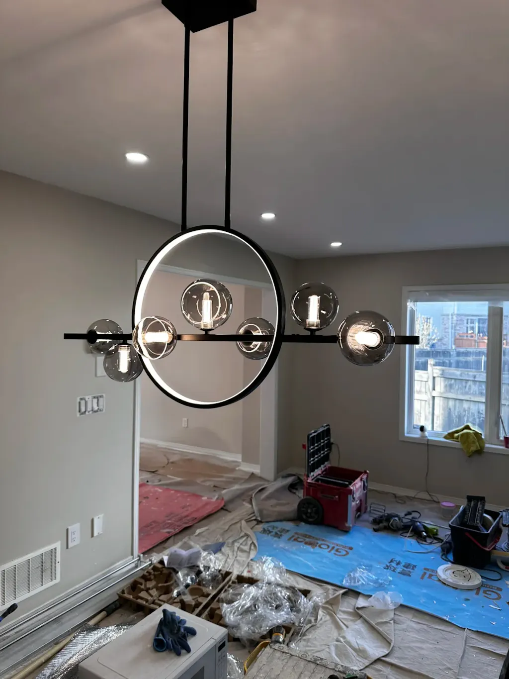 Cove Bubble Ring Chandelier with Glass Globes | Glowryte