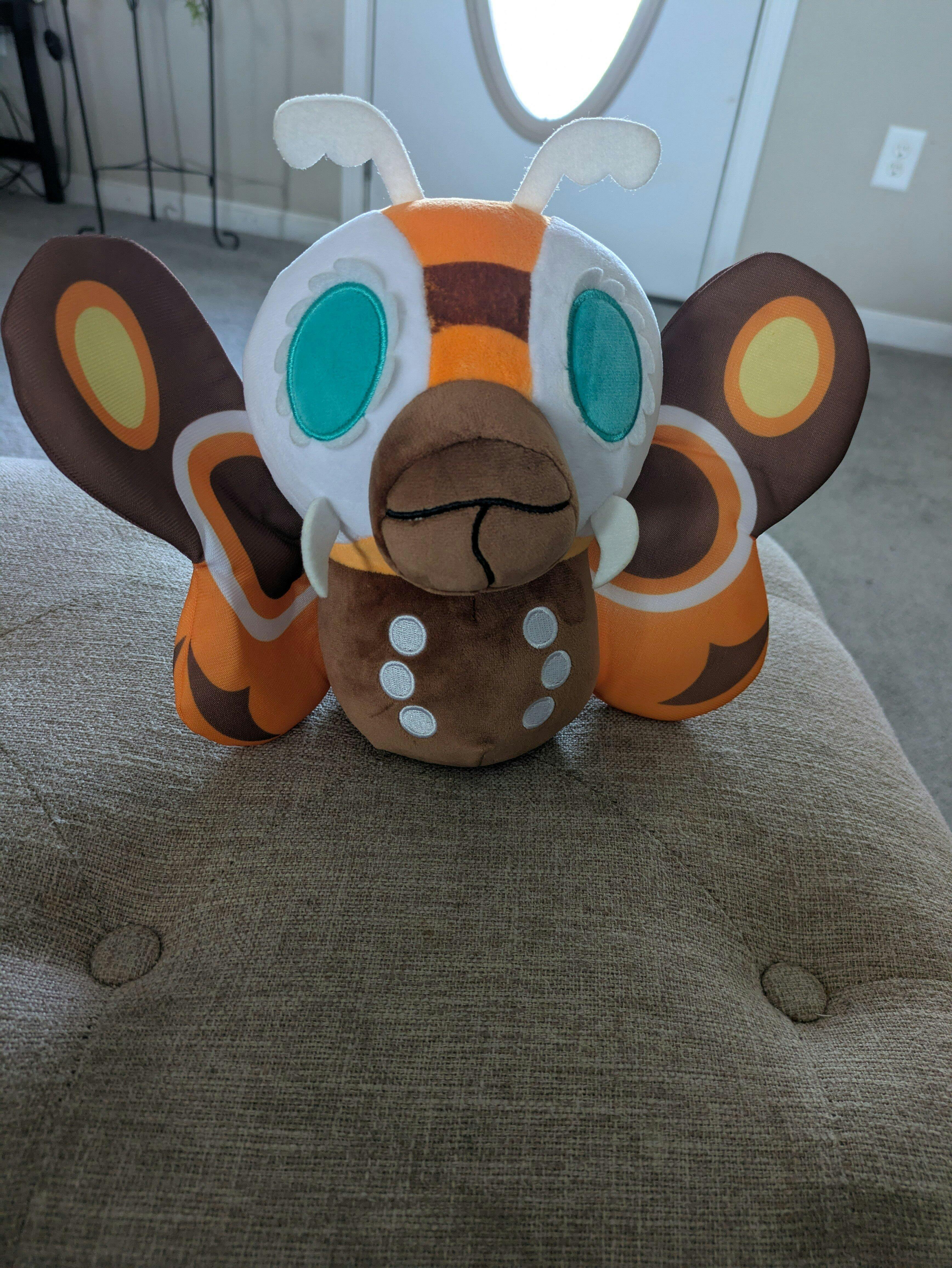 Super7 Plush Wave 02 - Mothra '64 – Godzilla