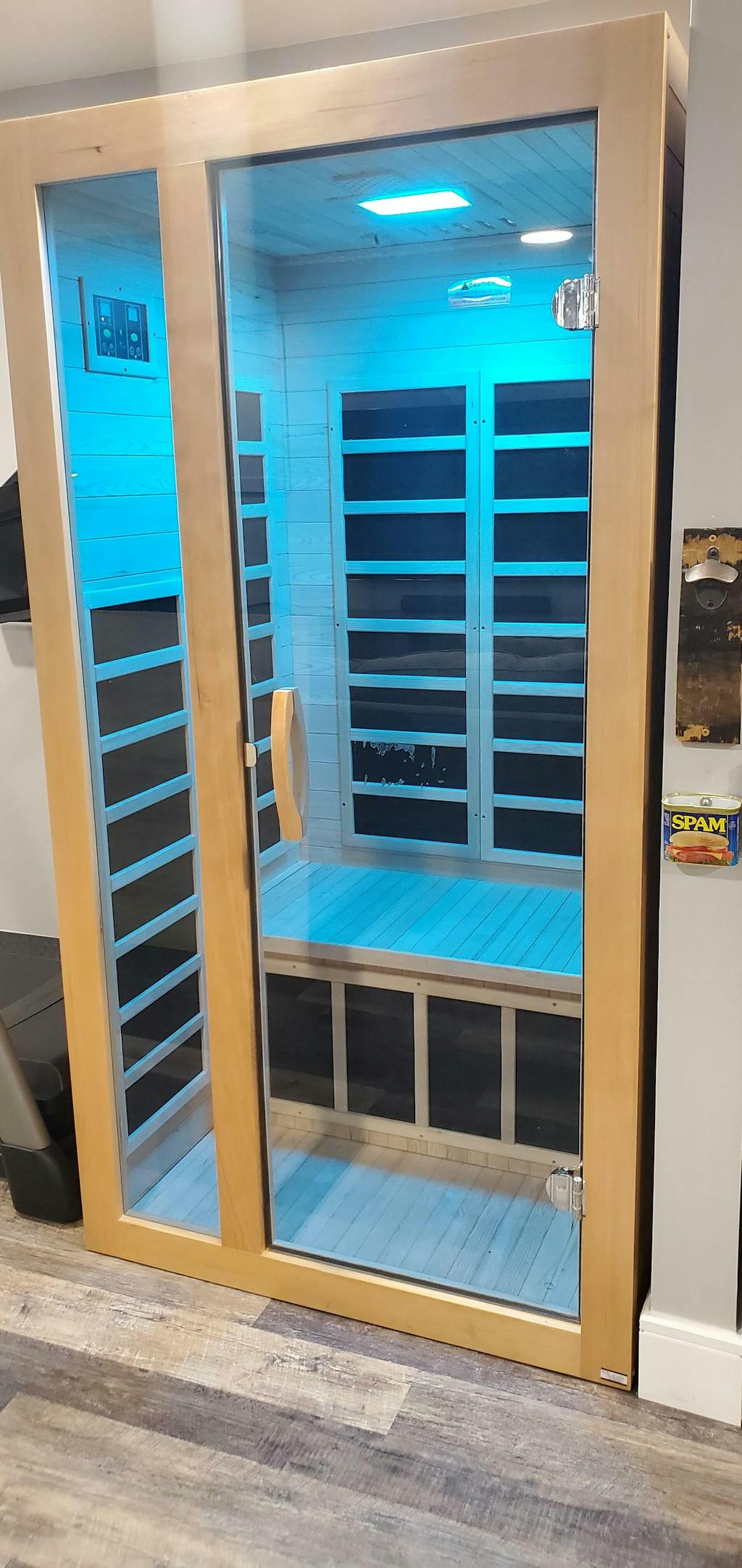 Golden Designs Low EMF 1-Person Dynamic "Gracia" Infrared Sauna with Hemlock Wood | Model: DYN-6119-01