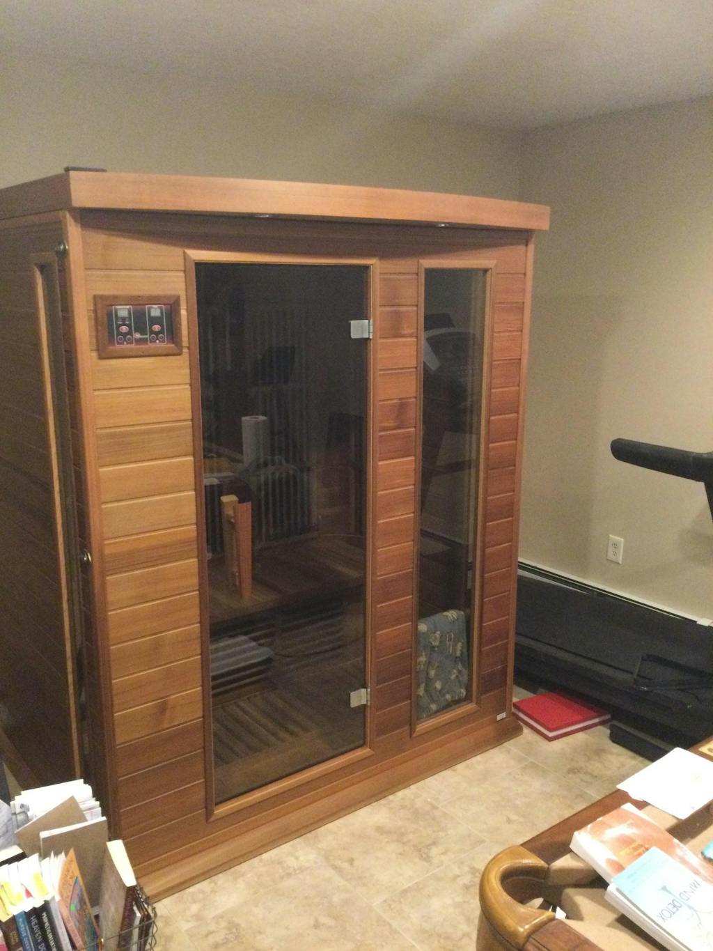 Golden Designs Near Zero EMF 3-Person Maxxus FAR Infrared Sauna with Red Cedar Wood | Model: MX-K306-01-ZF CED