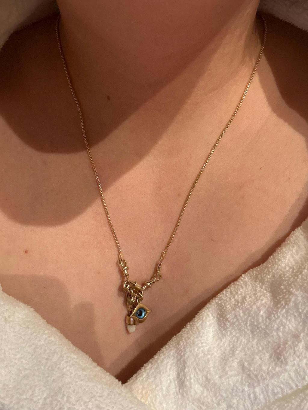 14K Yellow Gold Box Chain Necklace – Durable, Versatile, Timeless