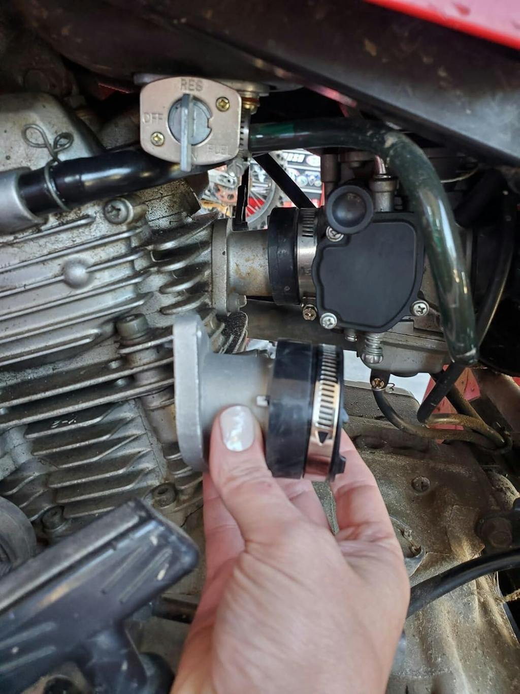 Intake Manifold Boot for Yamaha Bear Tracker 250 (1999-2004) | OEM 4XE-13586-00-00