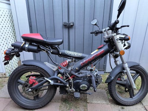 GOOFIT PZ19 Carburetor with Air Filter Carburetor Rebuild Kit Replacement for XR/CRF 50cc 70cc 90cc 110cc 125cc Moped ATV Taotao Sunl Kazuma Red