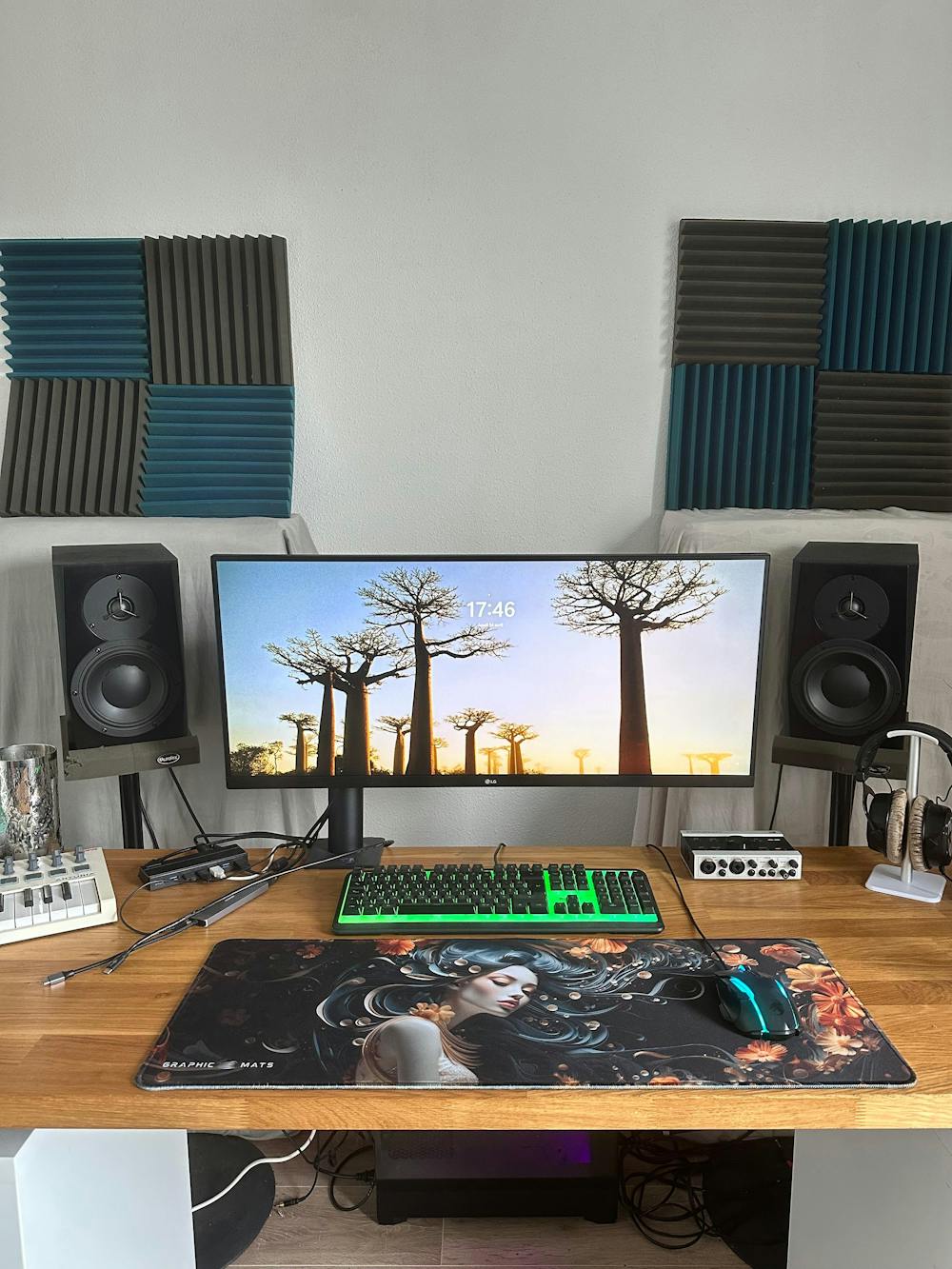 Tapis "Midnight Muse ‍♀️"