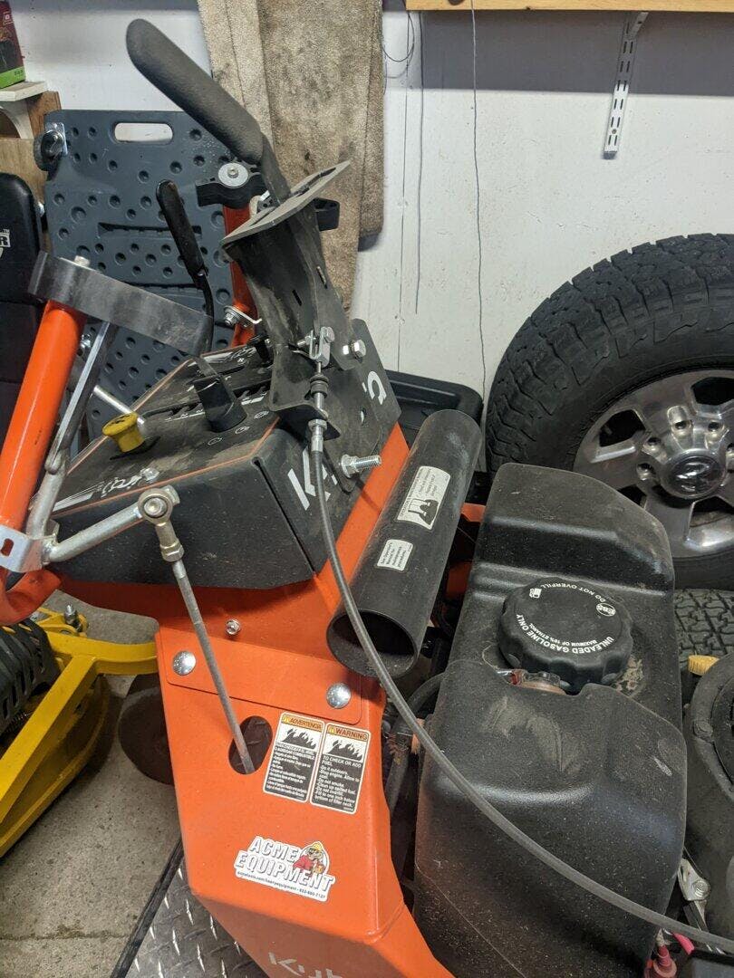 61E70-5-A15 Low Profile GrassFlap® brand chute blocker with Steel Bloc