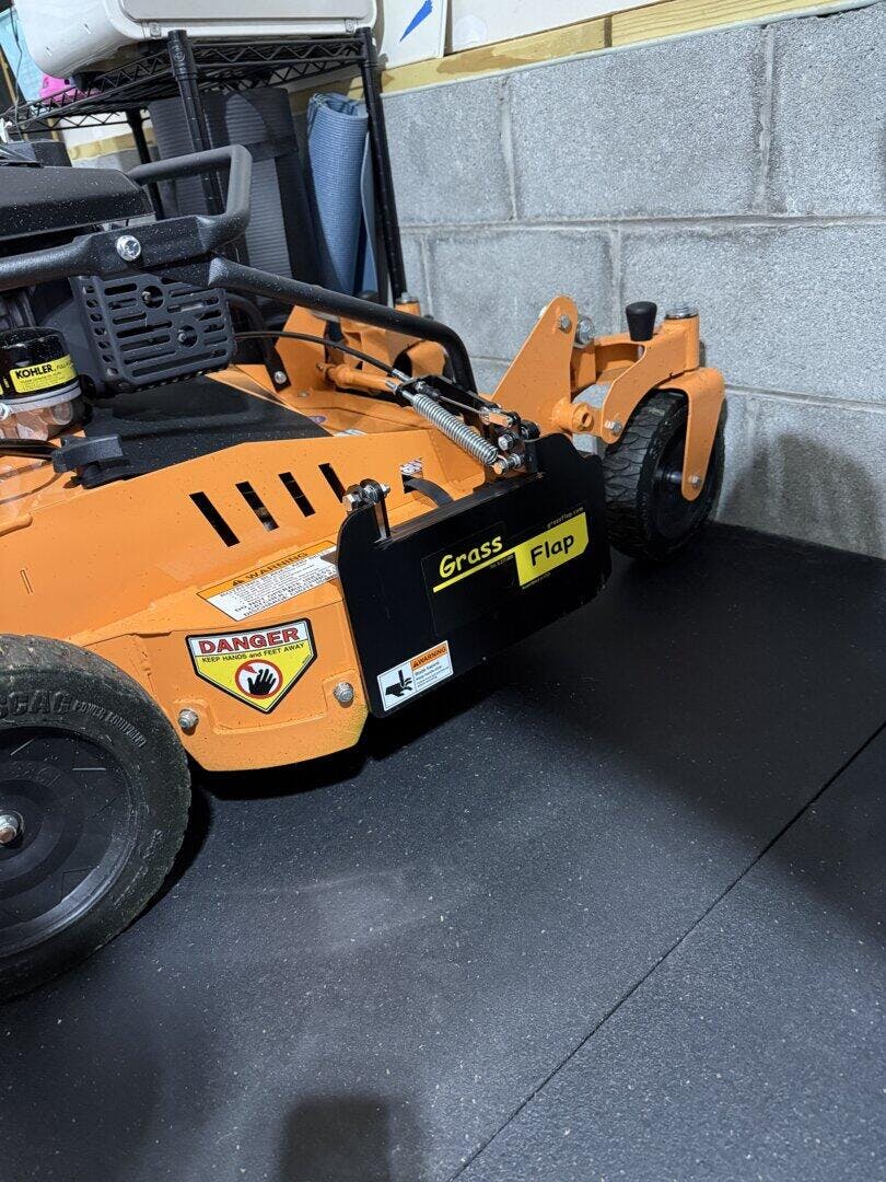 SFC70-H5L GrassFlap® brand chute blocker for Scag SFC 30