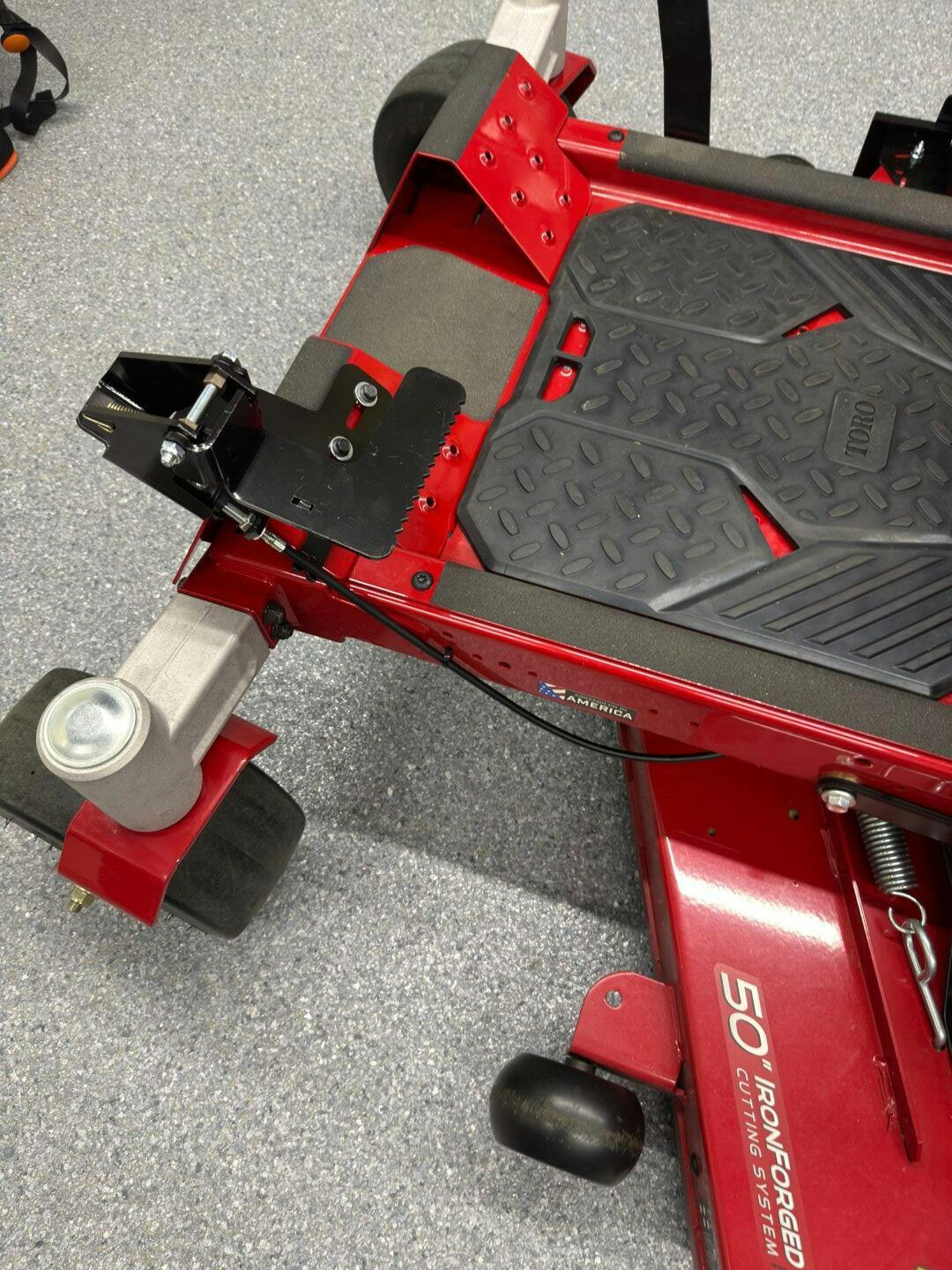 44T2M50-5L-A68 GrassFlap„¢ Brand Chute Blocker with SEL Pedal