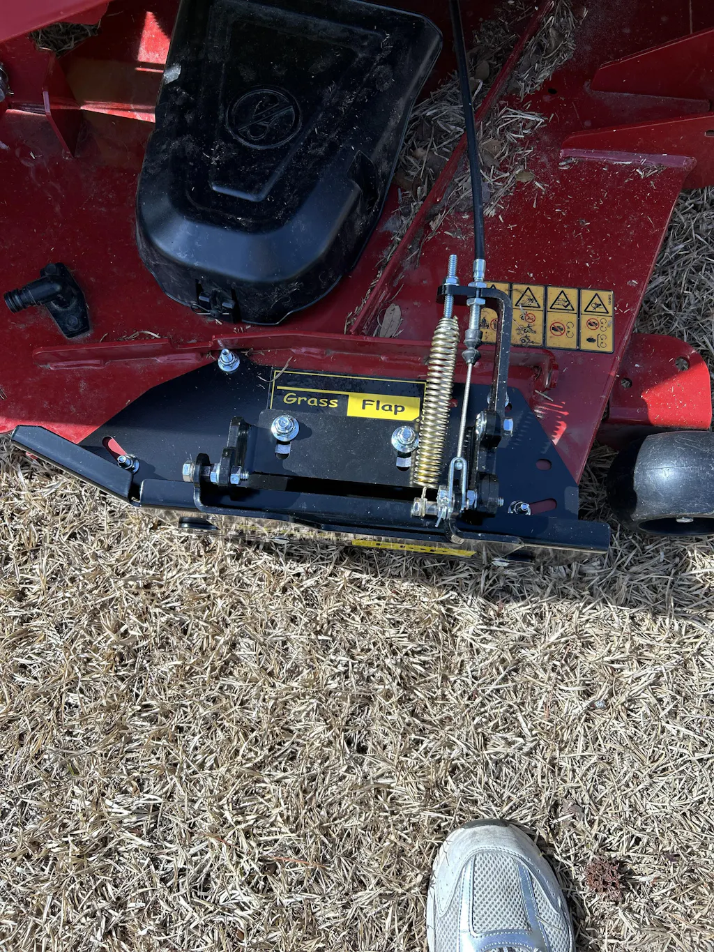 44T2M50-5L-A68 GrassFlap„¢ Brand Chute Blocker with SEL Pedal